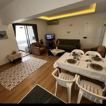 Girne Center 3 Rooms 150 M To Beach ภายนอก รูปภาพ